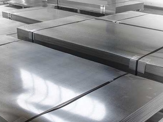 Лист горячекатаный 30х2000x6000 мм 4 - в «Монолит-Металлопрокат».